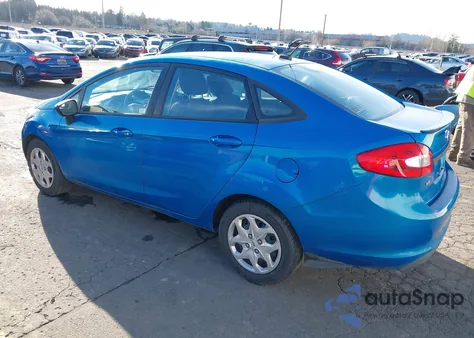 2012 Ford Fiesta Se z USA, uszkodzony, nr VIN 3FADP4BJ5CM151241
